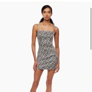 Shimmer Satin Dress
Sunday anesthesia size 4 Aritzia 
Black/ Lilac Bloom